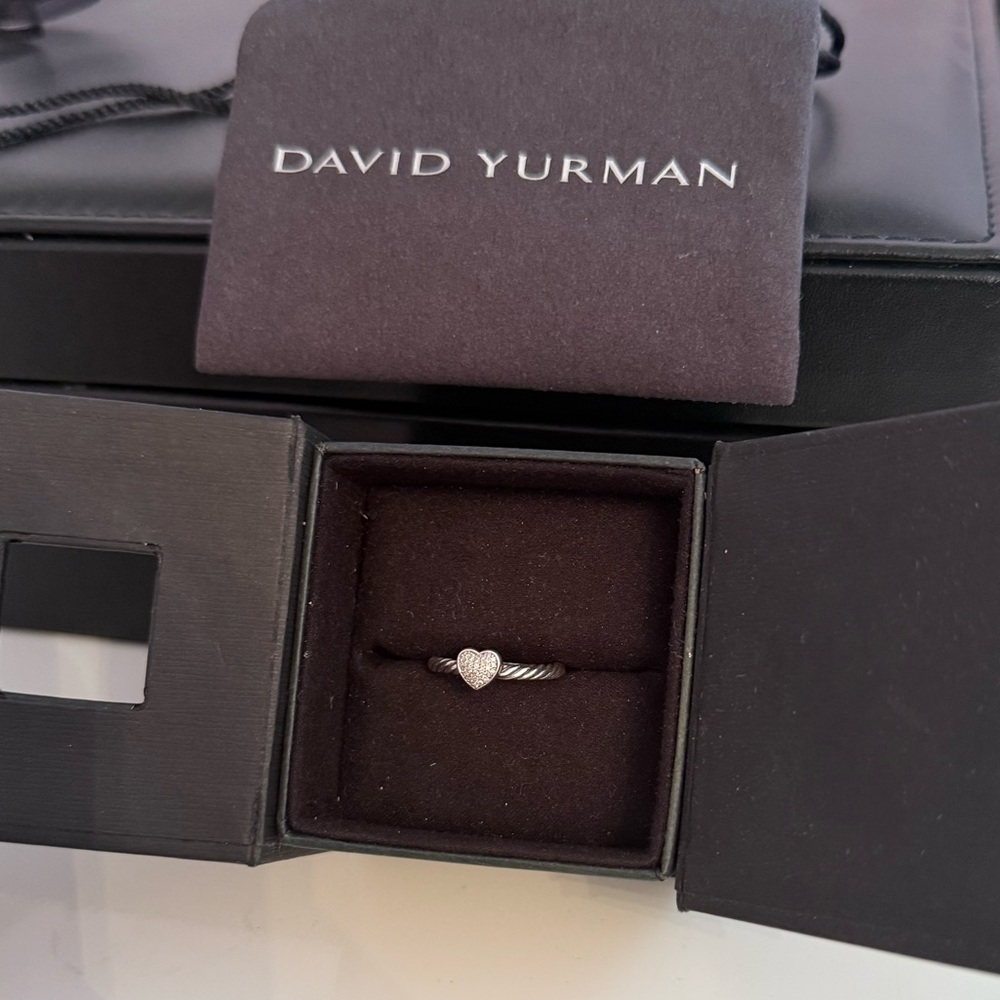 David Yurman Heart Ring - Picture 2 of 2